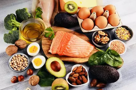 Ammattilaisen kattava ravinto-opas - Räätälöidyt treeni- ja ravinto-ohjelmat - 10948 - 1